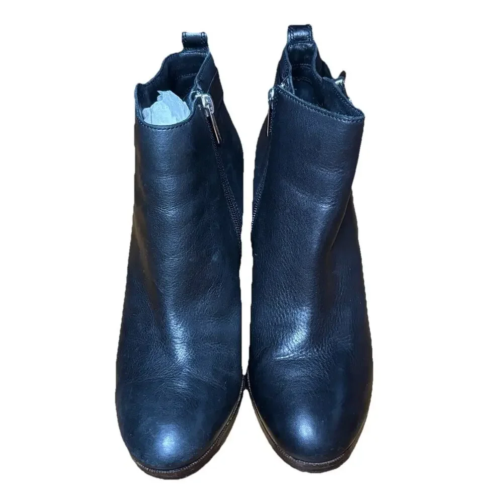 COACH Hewes Safari Black Leather Ankle Booties A6841 Block Heel Women's Size 6.5